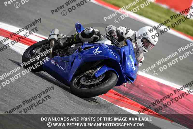 cadwell no limits trackday;cadwell park;cadwell park photographs;cadwell trackday photographs;enduro digital images;event digital images;eventdigitalimages;navarra;no limits trackdays;peter wileman photography;racing digital images;trackday digital images;trackday photos